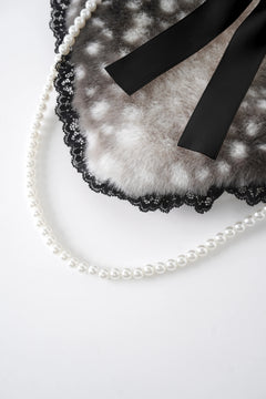 My True Form Fawn Heart Bag (Black)