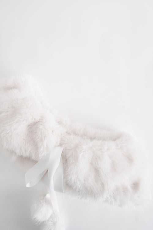 Sugar Pom Fur Pullover Cape (White)