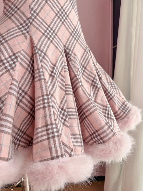 Sugarplum Plaid Hourglass Fur Trim Dress+ Petticoat (Pink)
