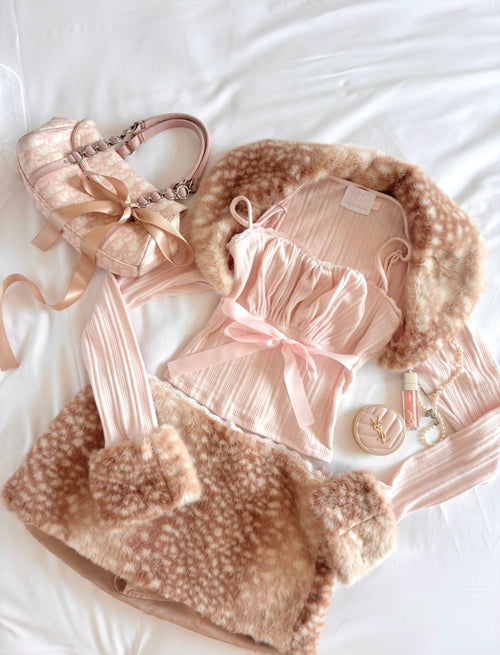 My True Form Fawn Fur Collar + Cuff Set (Light Brown) - Angel Ruche