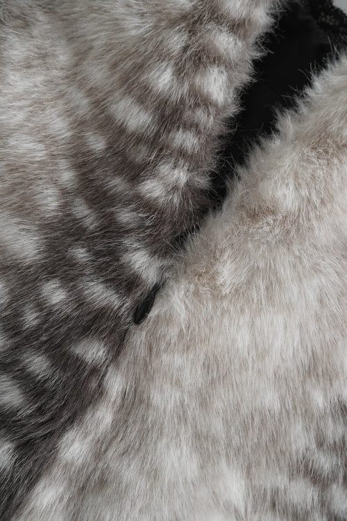 My True Form Fawn Mid-Rise Fur Lace Skirt (Black)