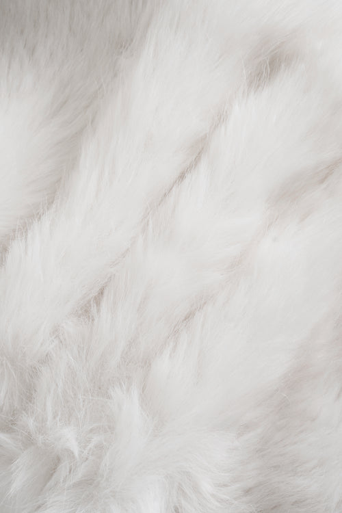 Sugar Pom Fur Pullover Cape (White)