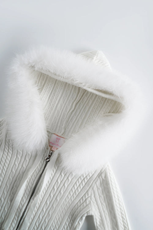 Fur Trim Marshmallow Cable Knit Cardigan (White)
