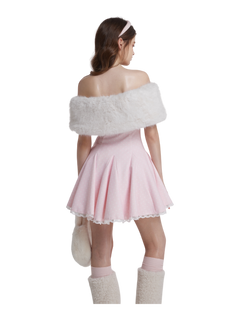 Sugar Pom Fur Pullover Cape (White)