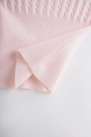 Knit:45% Angora Wool Blend , 25% Acrylic , 20% Spandex